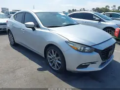 3MZBN1V31JM198182 2018 MAZDA 3