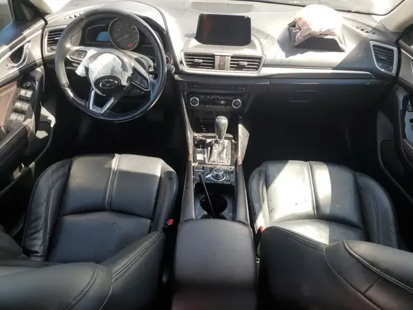 3MZBN1V31JM201081 2018 MAZDA 3 - Image 8
