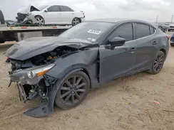 3MZBN1V31JM201744 2018 MAZDA 3
