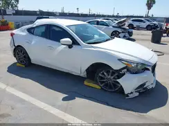 3MZBN1V31JM202375 2018 MAZDA 3