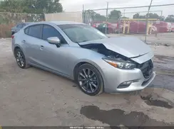 3MZBN1V31JM205356 2018 MAZDA 3