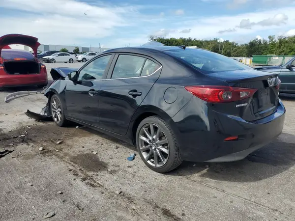 3MZBN1V31JM206300 2018 MAZDA 3 - Image 2