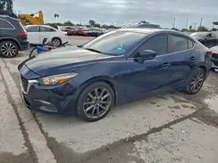 3MZBN1V31JM208595 2018 MAZDA 3