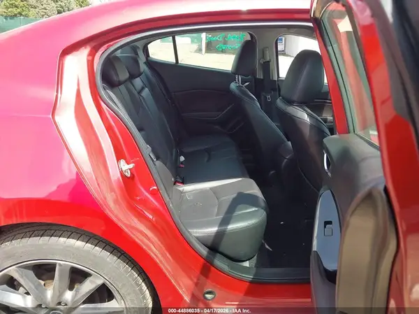 3MZBN1V31JM214252 2018 MAZDA 3 - Image 8