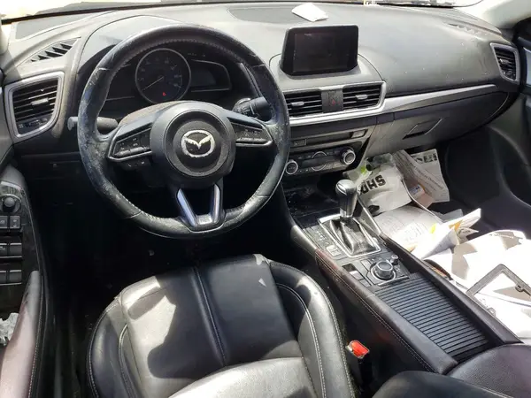 3MZBN1V31JM216146 2018 MAZDA 3 - Image 8