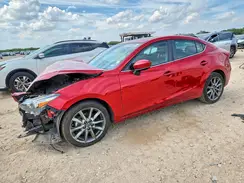 3MZBN1V31JM230273 2018 MAZDA 3