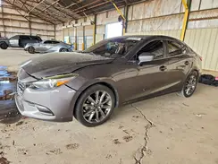 3MZBN1V31JM239572 2018 MAZDA 3