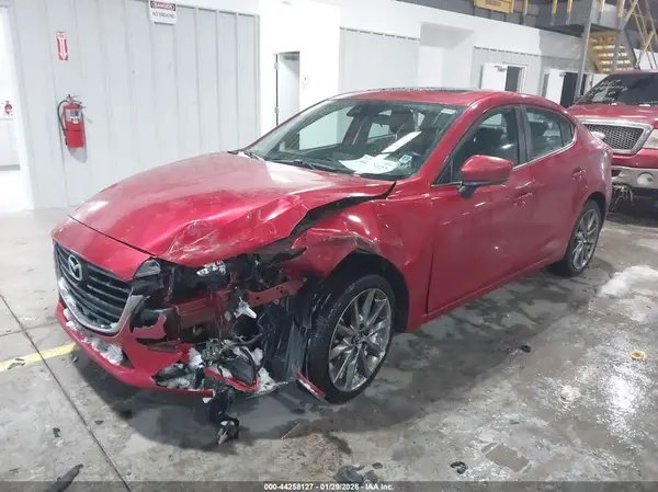 3MZBN1V31JM245517 2018 MAZDA 3 - Image 2
