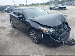 3MZBN1V31JM248529 2018 MAZDA 3
