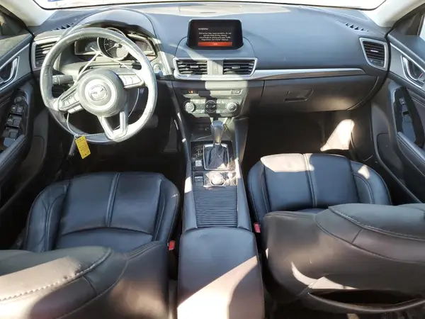 3MZBN1V31JM256288 2018 MAZDA 3 - Image 8