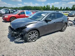 3MZBN1V31JM263256 2018 MAZDA 3