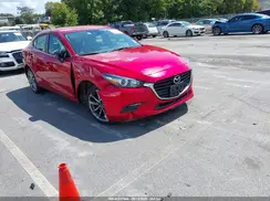 3MZBN1V31JM267582 2018 MAZDA 3