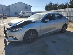 3MZBN1V31JM276203 2018 MAZDA 3