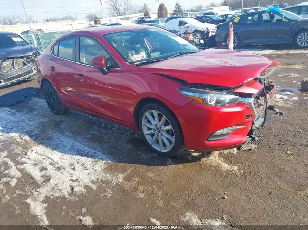 3MZBN1V32JM160394 2018 MAZDA 3 - Image 1