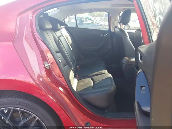 3MZBN1V32JM160394 2018 MAZDA 3 - Image 8