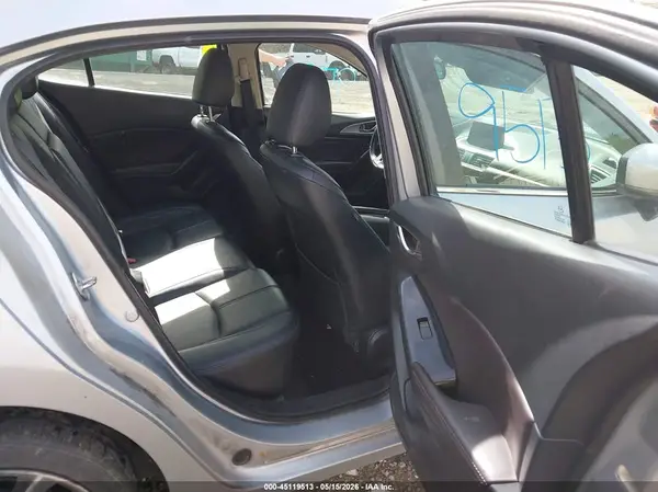3MZBN1V32JM165384 2018 MAZDA 3 - Image 8