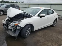 3MZBN1V32JM174733 2018 MAZDA 3