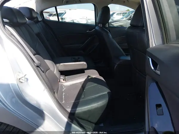 3MZBN1V32JM177020 2018 MAZDA 3 - Image 8