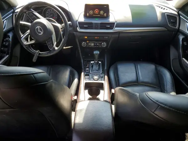 3MZBN1V32JM188759 2018 MAZDA 3 - Image 8
