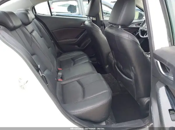 3MZBN1V32JM190611 2018 MAZDA 3 - Image 8