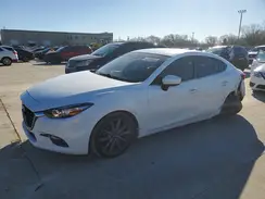 3MZBN1V32JM205964 2018 MAZDA 3