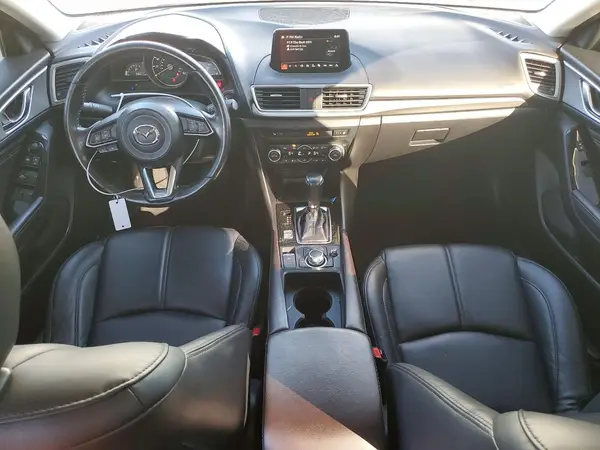 3MZBN1V32JM205964 2018 MAZDA 3 - Image 8