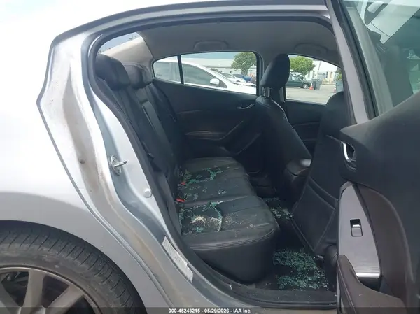 3MZBN1V32JM207732 2018 MAZDA 3 - Image 8