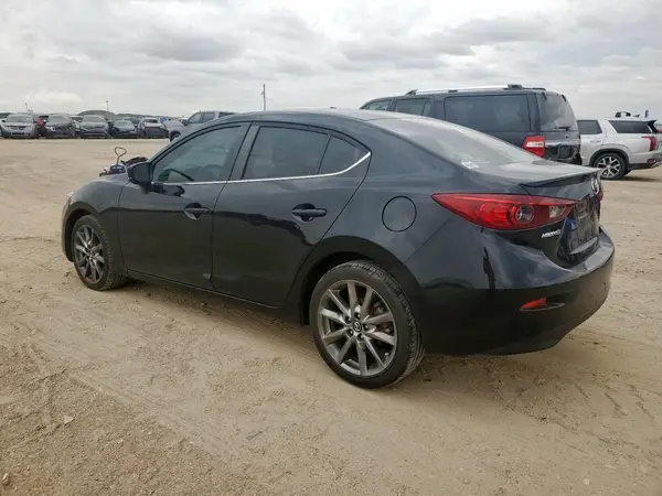 3MZBN1V32JM208279 2018 MAZDA 3 - Image 2