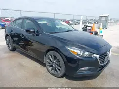 3MZBN1V32JM208914 2018 MAZDA 3