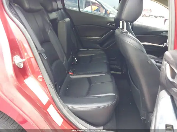 3MZBN1V32JM209352 2018 MAZDA 3 - Image 8