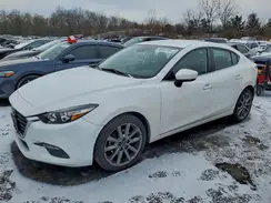 3MZBN1V32JM210307 2018 MAZDA 3