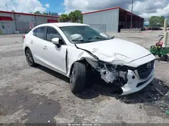 3MZBN1V32JM216852 2018 MAZDA 3
