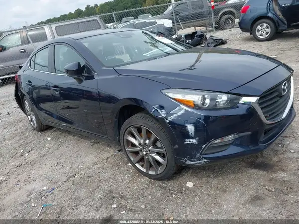 3MZBN1V32JM230931 2018 MAZDA 3 - Image 1