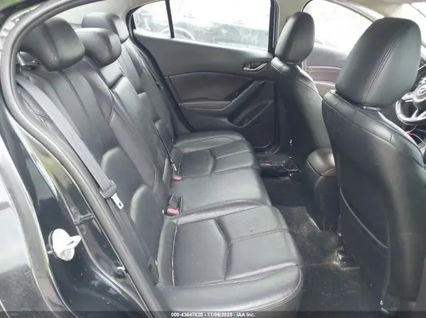 3MZBN1V32JM244909 2018 MAZDA 3 - Image 8
