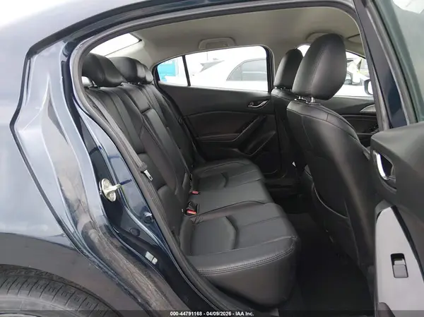 3MZBN1V32JM246692 2018 MAZDA 3 - Image 8