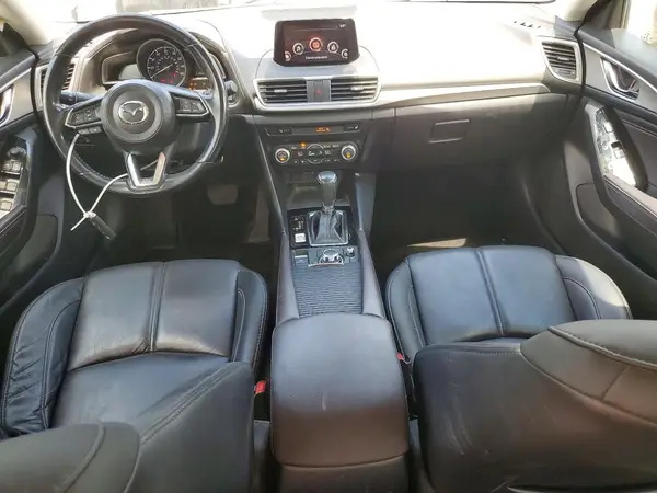 3MZBN1V32JM251701 2018 MAZDA 3 - Image 8