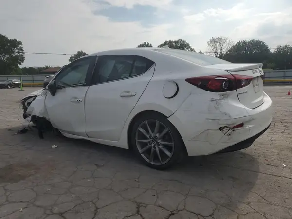 3MZBN1V32JM254114 2018 MAZDA 3 - Image 2