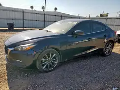 3MZBN1V32JM265095 2018 MAZDA 3