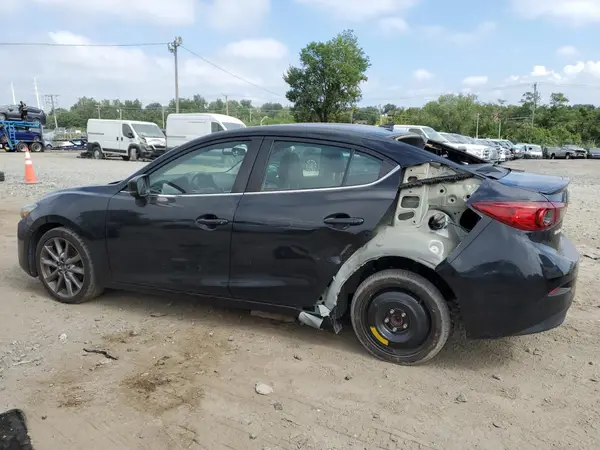 3MZBN1V32JM266019 2018 MAZDA 3 - Image 2