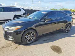 3MZBN1V32JM266151 2018 MAZDA 3