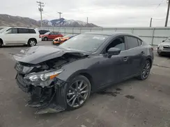 3MZBN1V32JM272435 2018 MAZDA 3