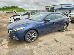 3MZBN1V32JM274492 2018 MAZDA 3