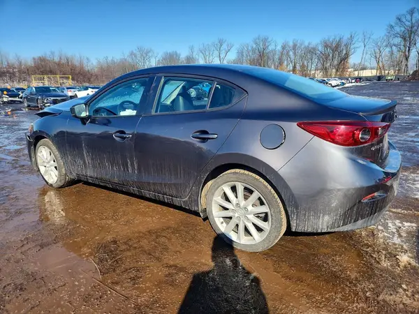 3MZBN1V33JM159464 2018 MAZDA 3 - Image 2