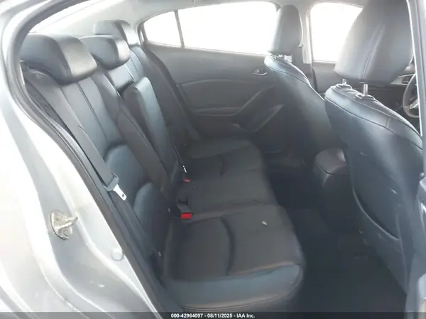 3MZBN1V33JM166303 2018 MAZDA 3 - Image 8