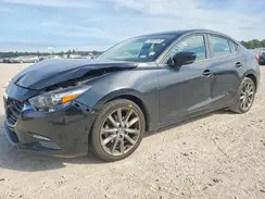 3MZBN1V33JM172117 2018 MAZDA 3