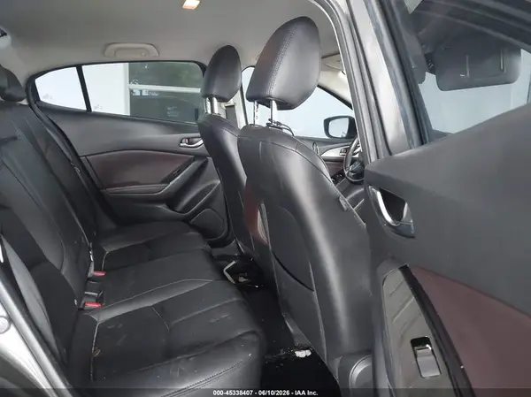 3MZBN1V33JM175924 2018 MAZDA 3 - Image 8