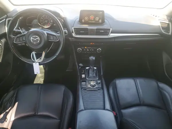 3MZBN1V33JM179973 2018 MAZDA 3 - Image 8