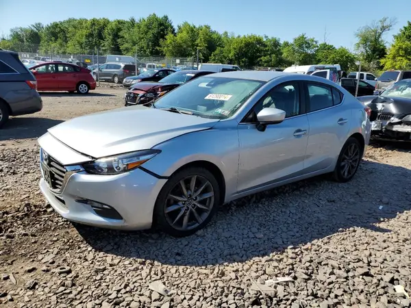 3MZBN1V33JM181075 2018 MAZDA 3 - Image 1