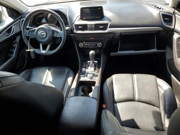 3MZBN1V33JM184431 2018 MAZDA 3 - Image 8