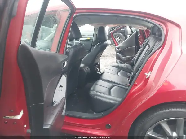 3MZBN1V33JM190052 2018 MAZDA 3 - Image 8